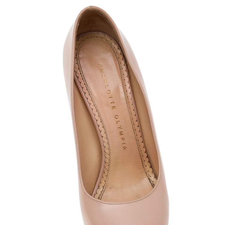 Pre Owned Charlotte Olympia Beige Leather Platform Pumps Size 35.5