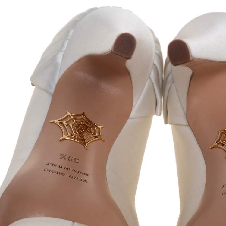 Pre Owned Charlotte Olympia White Satin Dolly  Pumps Size 39.5