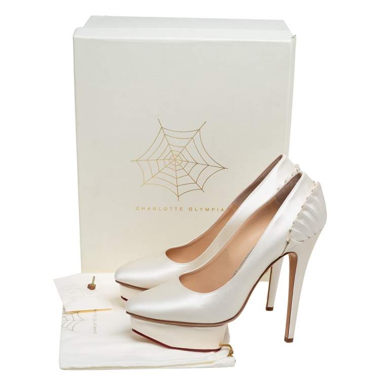 Pre Owned Charlotte Olympia White Satin Dolly  Pumps Size 39.5