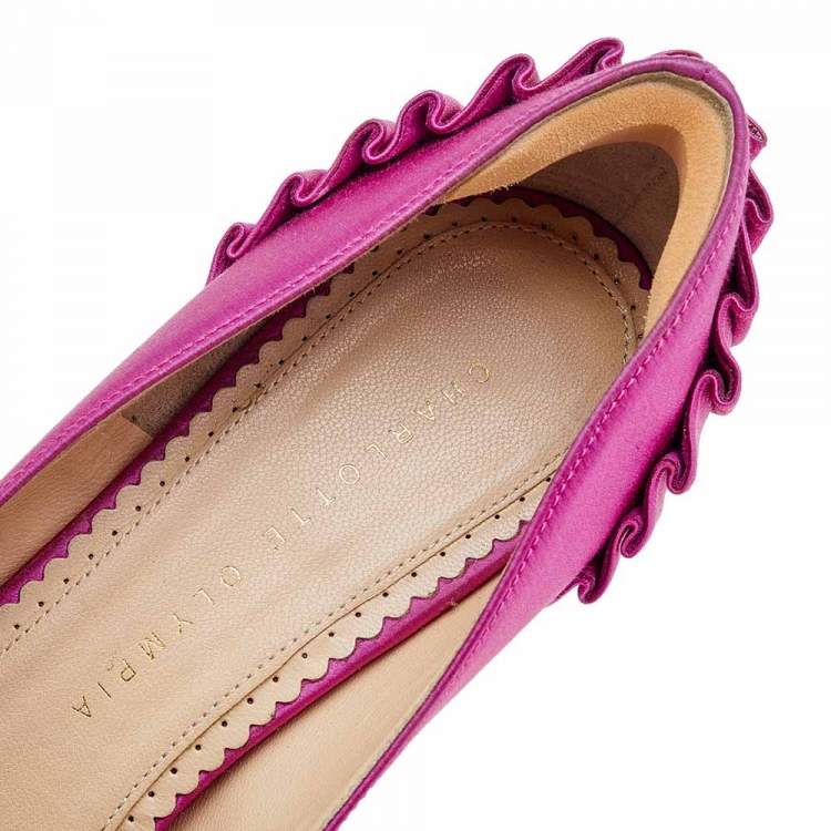 Pre Owned Charlotte Olympia Pink Satin Paloma Fan Pleat Platform Pumps Size 38.5 