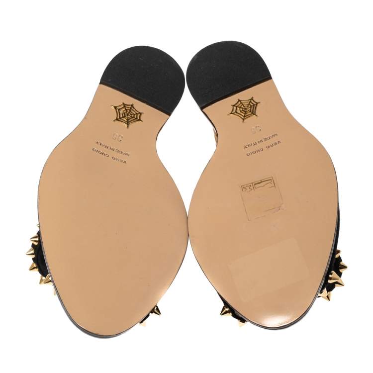 مملوكة مسبقًا Charlotte Olympia Black Suede Gail Floral Embroidered Open Toe Wedge Sandals Size 36