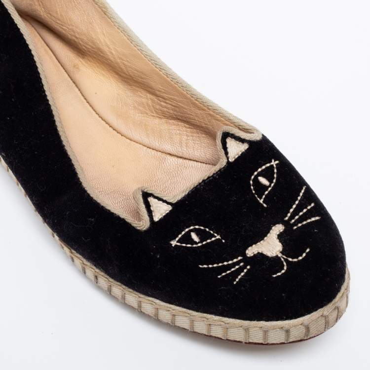 Pre Owned Charlotte Olympia Black Velvet Kitty Slip On Flats Size 38