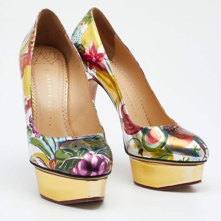 مملوكة مسبقًا Charlotte Olympia  Multicolor Printed Patent Leather Platform Pumps Size 40