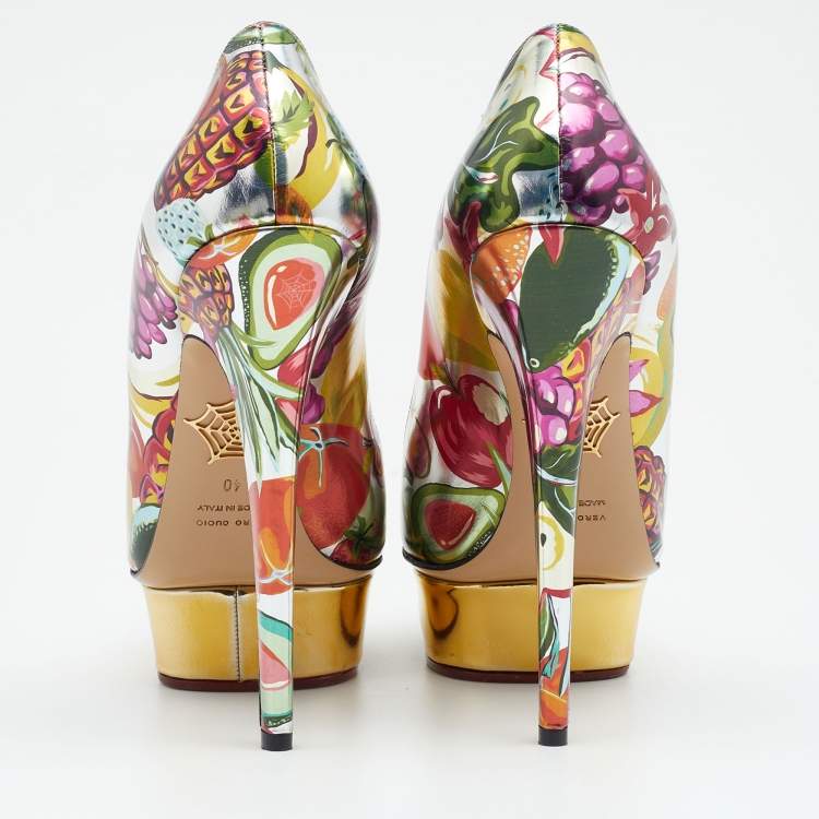 مملوكة مسبقًا Charlotte Olympia  Multicolor Printed Patent Leather Platform Pumps Size 40