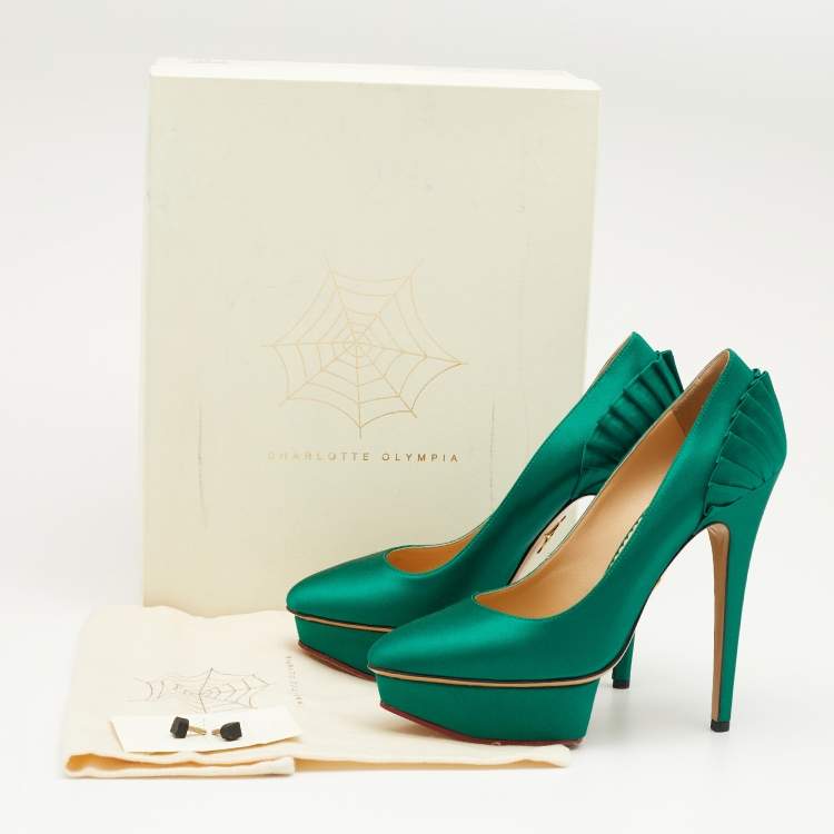 مملوكة مسبقًا Charlotte Olympia Green Satin Paloma Platform Pumps Size 40