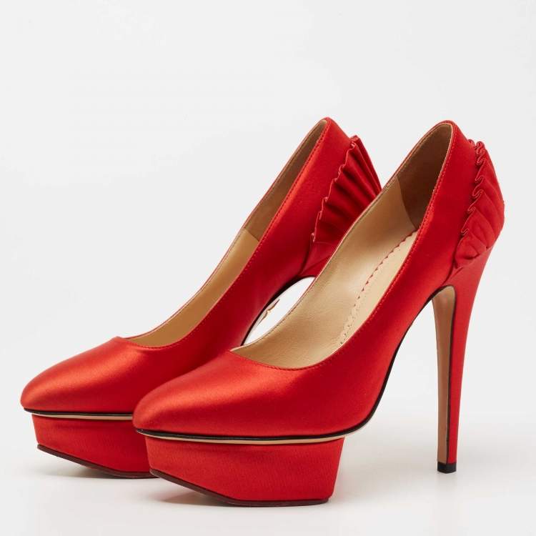 Pre Owned Charlotte Olympia Red Satin Paloma Fan Pleat Pumps Size 35.5