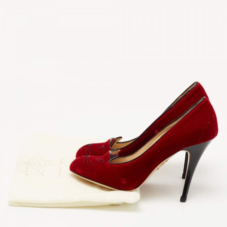 Pre Owned Charlotte Olympia Red Velvet Embroidered Kitty Pumps Size 37.5