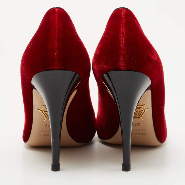 Pre Owned Charlotte Olympia Red Velvet Embroidered Kitty Pumps Size 37.5