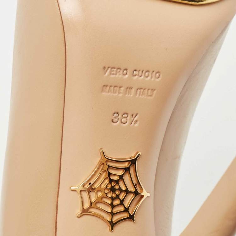 مملوكة مسبقًا Charlotte Olympia Beige Leather Dolly Platform Pumps Size 38.5