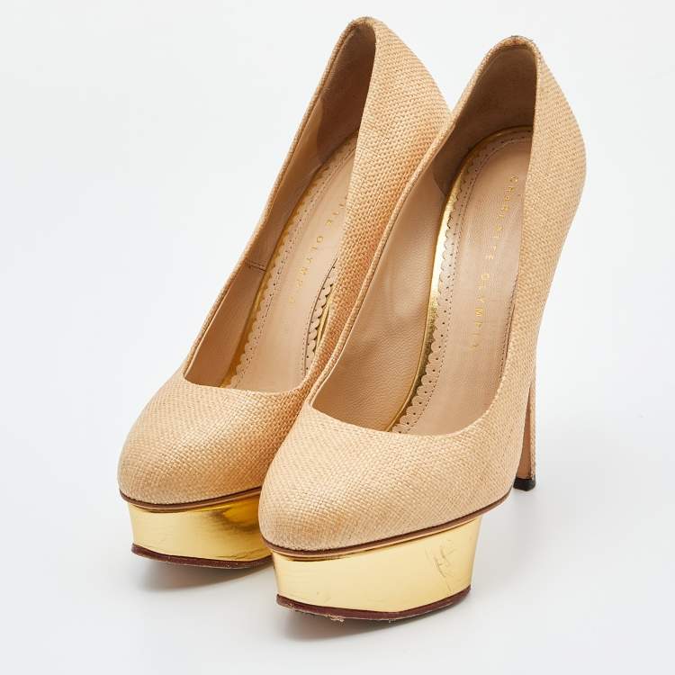 Pre Owned Charlotte Olympia Beige Raffia Platform Pumps Size 38