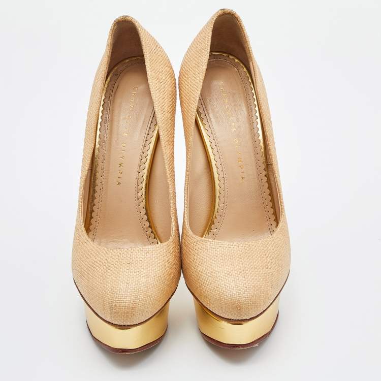 Pre Owned Charlotte Olympia Beige Raffia Platform Pumps Size 38