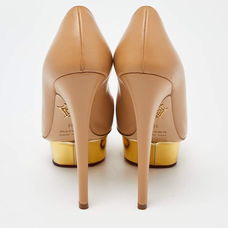 Pre Owned Charlotte Olympia Beige Leather Dolly Pumps Size 35