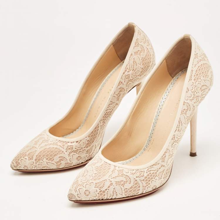 Cream on sale lace pumps