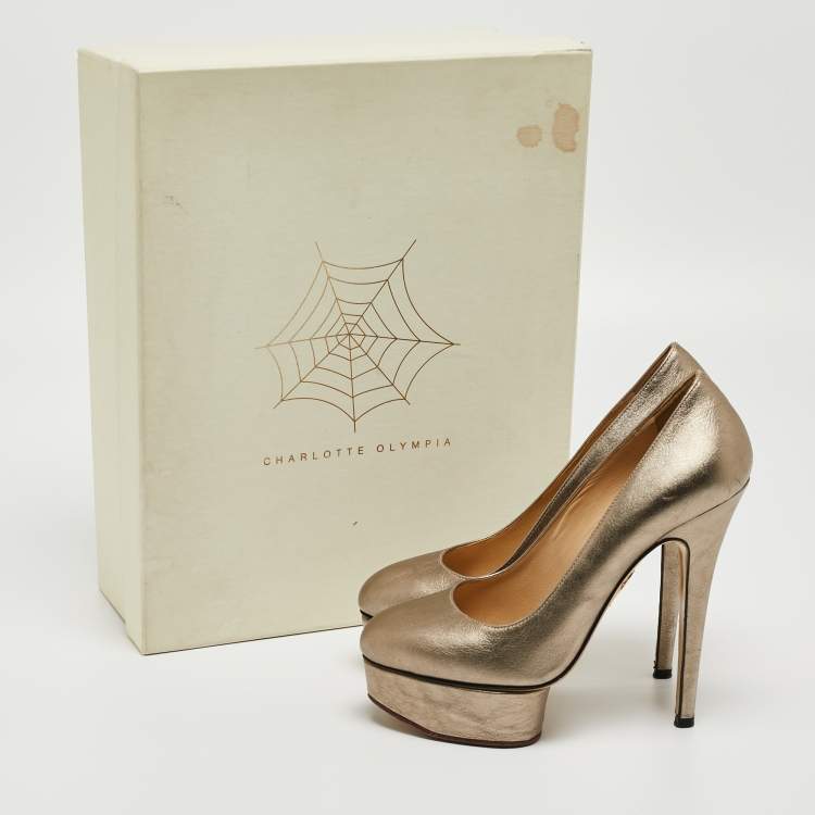 Pre Owned Charlotte Olympia Metallic Leather Dolly Platform Pumps Size 36.5