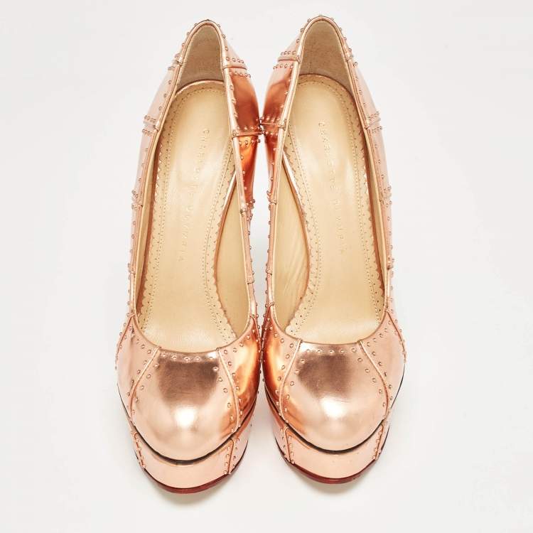 مملوكة مسبقًا Charlotte Olympia Rose Gold Leather Studded Platform Pumps Size 38.5