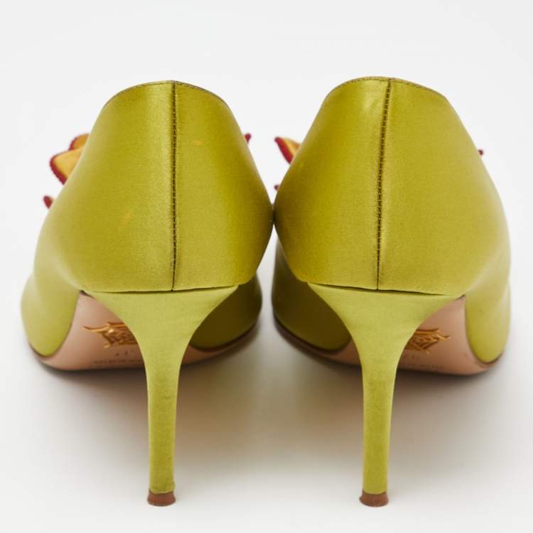 Pre Owned Charlotte Olympia Green Satin Flower Detail Pointed Toe Pumps Size 37