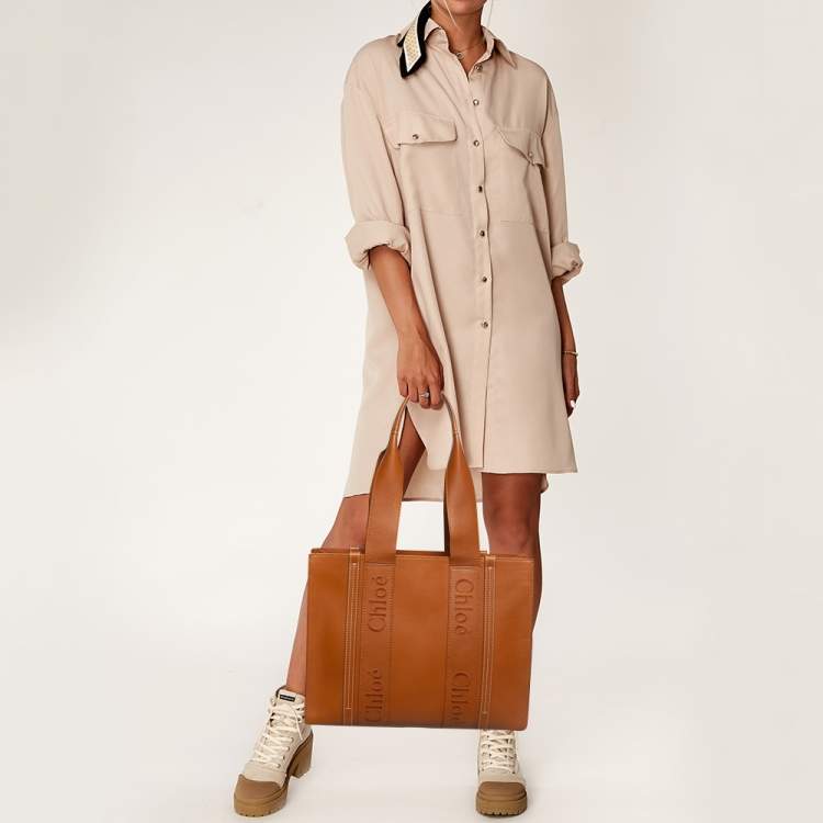 Pre Owned Chloe Caramel Leather Medium Woody Tote