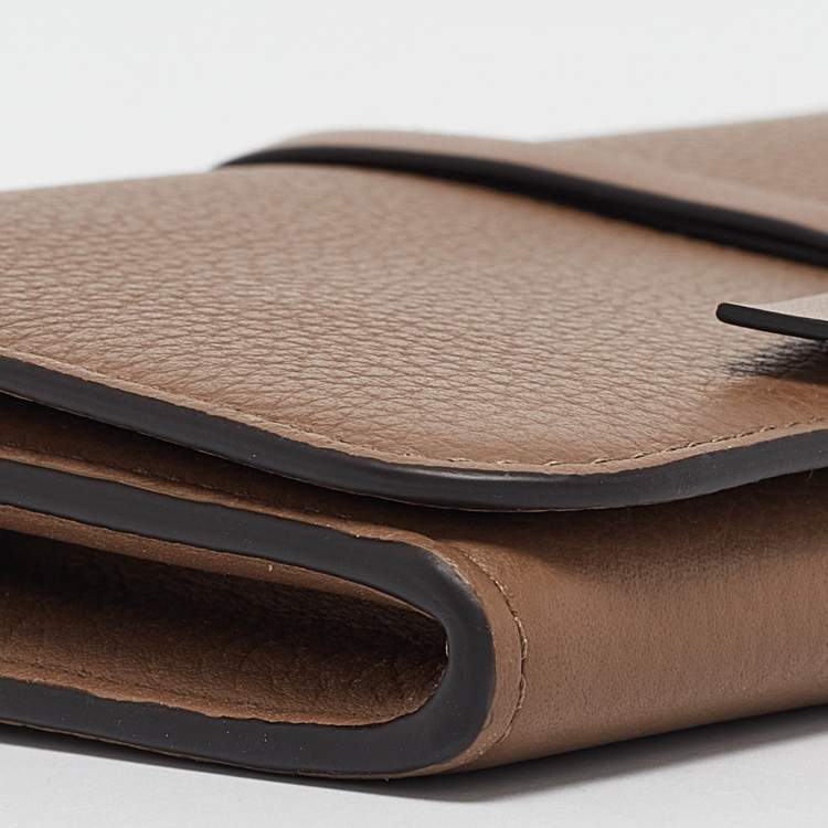 Pre Owned Chloe Brown Grained Leather Alphabet Flap Continental Wallet