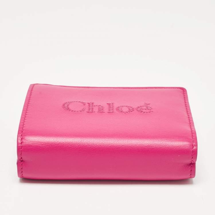 Pre Owned Chloé Fuchsia Leather Sense Compact Wallet