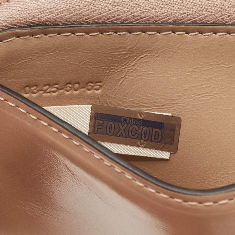 Pre Owned Chloé Beige Leather Alphabet Zip Card Holder