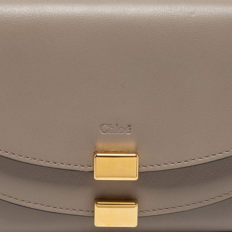Pre Owned Chloe Taupe Leather Georgia Continental Wallet