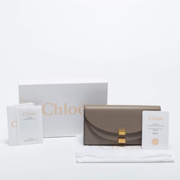 Pre Owned Chloe Taupe Leather Georgia Continental Wallet