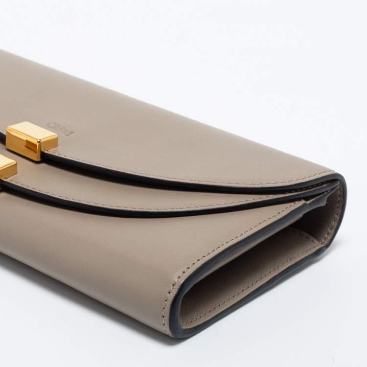Pre Owned Chloe Taupe Leather Georgia Continental Wallet