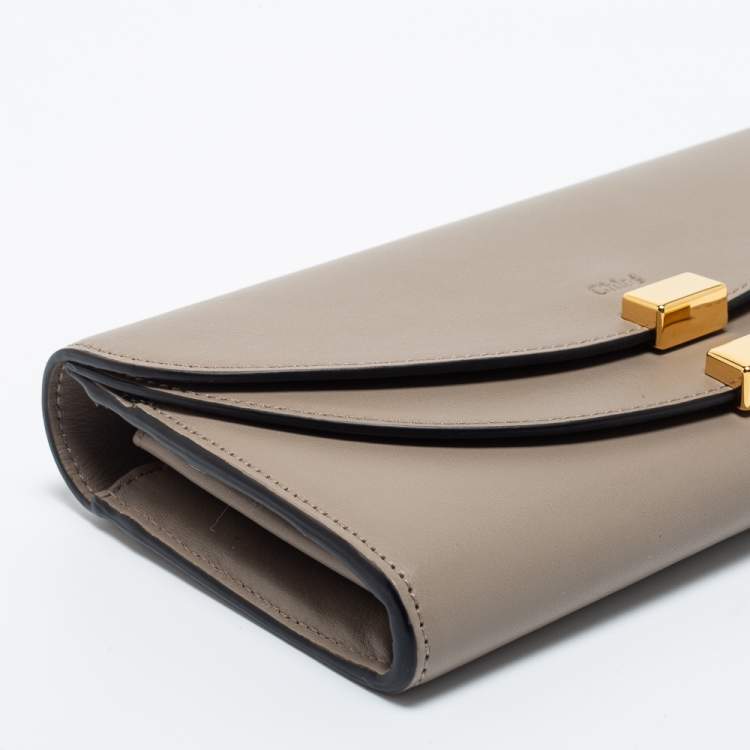 Pre Owned Chloe Taupe Leather Georgia Continental Wallet