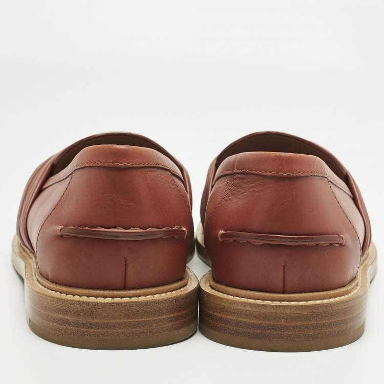 Pre Owned Chloé Brown Leather C Logo Slip On Loafers Size 40.5