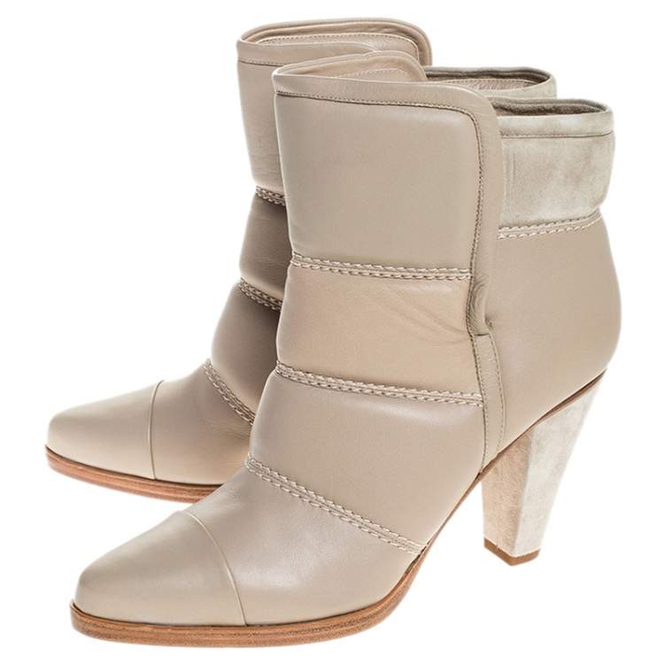 مملوكة مسبقًا Chloe Beige Soft Leather Ankle Boots Size 40