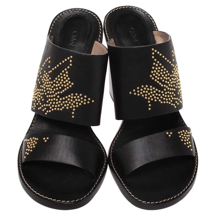 مملوكة مسبقًا Chloe Black Studded Leather Slide Sandals Size 38.5