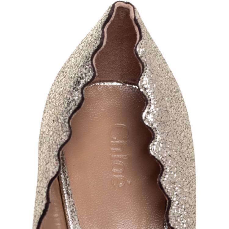 Pre Owned Chloe Gold Leather Lauren Scallop Trim Block Heel Pumps Size 38.5
