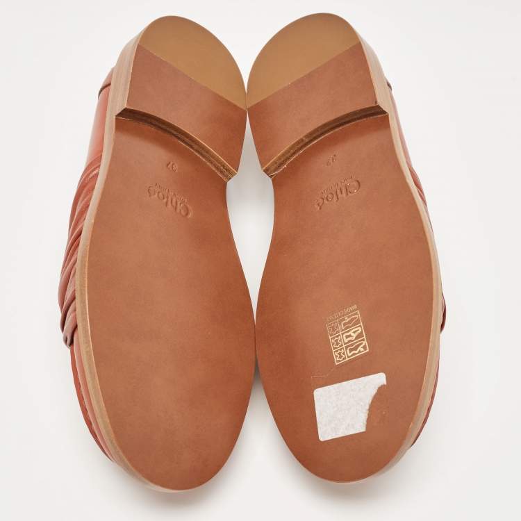 Pre Owned Chloe Brown Leather C Logo Loafers Size 37