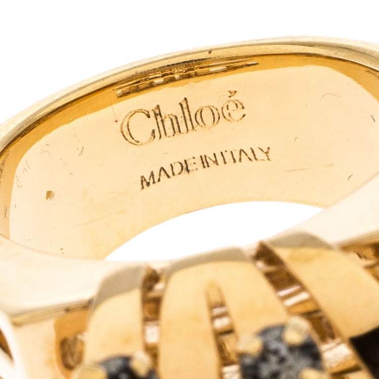 Pre Owned Chloe Crystal Embellished Gold Tone Cocktail Ring Size 56