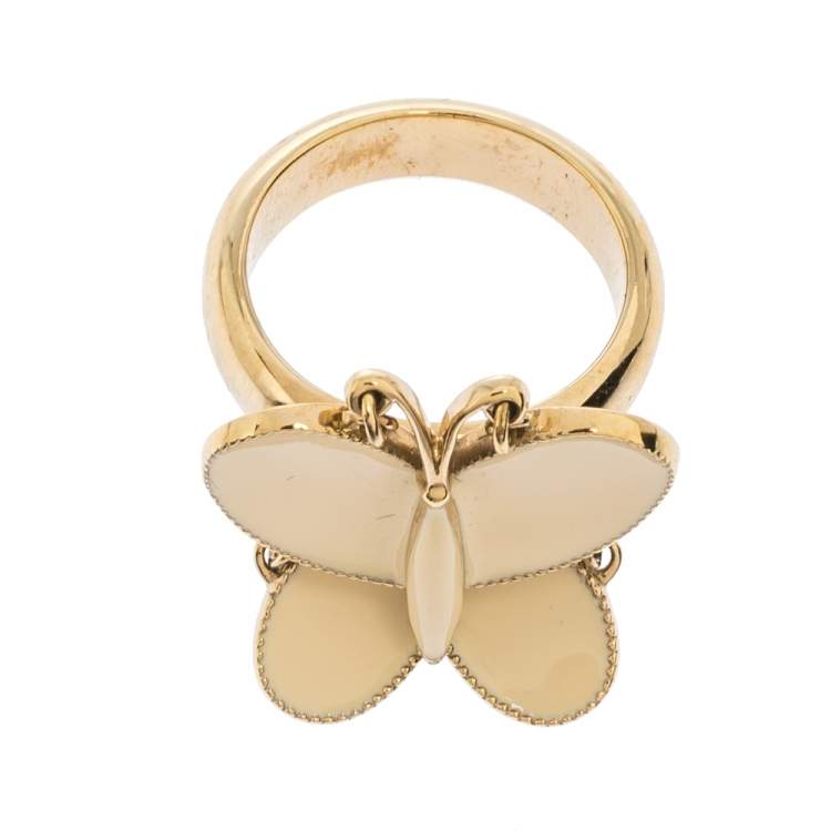 Pre Owned Chloe Butterfly Motif Enamel Gold Tone Ring Size 52.5