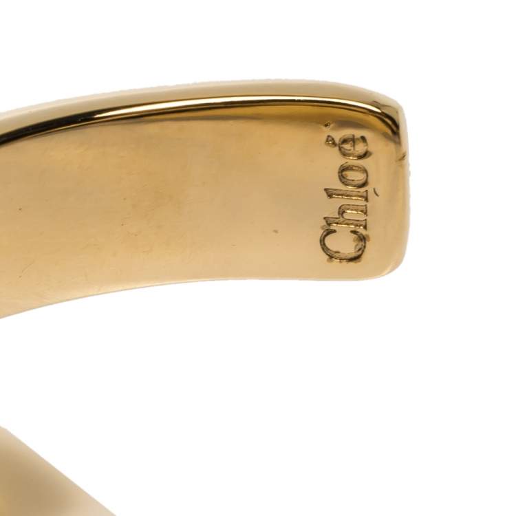 Pre Owned Chloé Gold Tone Double Horse Head Equestrian Open Cuff Bracelet