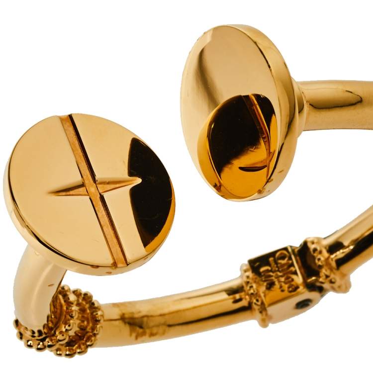 Pre Owned Chloé Gold Tone Hinged Cuff Frankie Screw Bracelet M/L