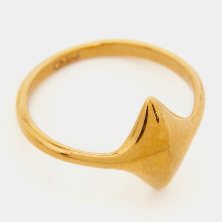 Pre Owned Chloe Gold Tone Ring Size 52