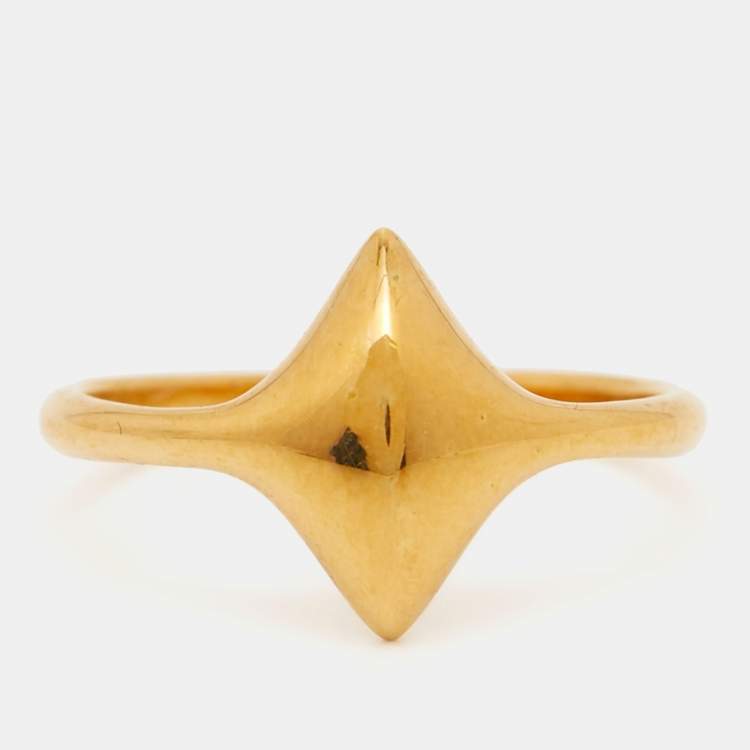 Pre Owned Chloe Gold Tone Ring Size 52