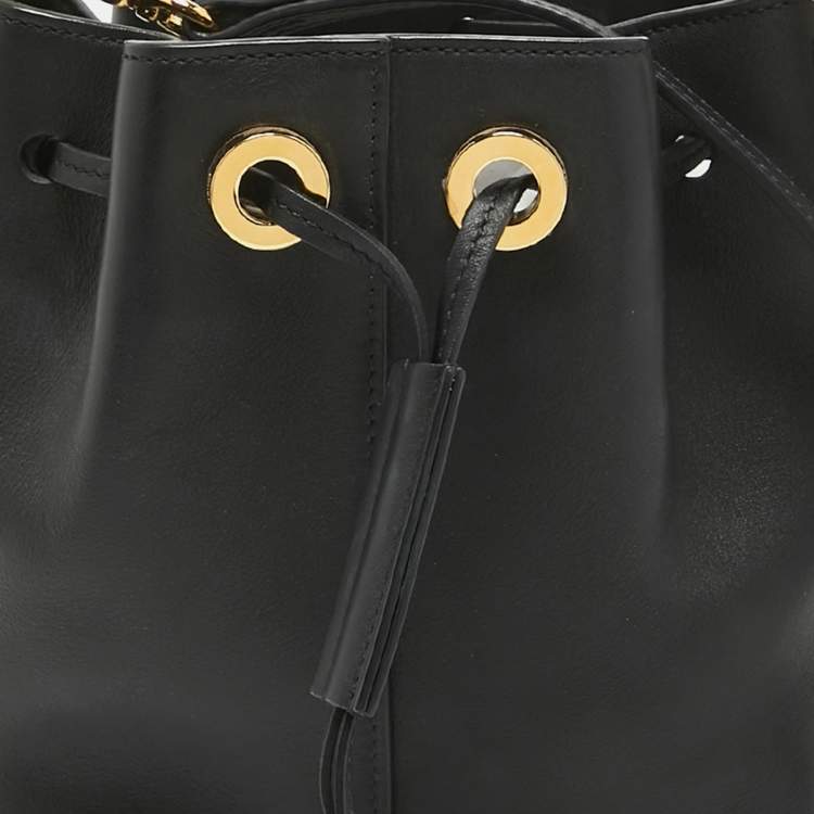 مملوكة مسبقًا Chloe Black Leather Gala Bucket Bag