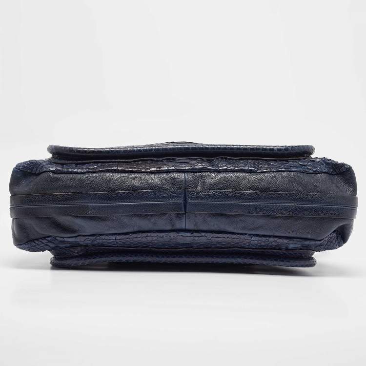 مملوكة مسبقًا Chloe Dark Blue Python and Leather Large Paraty Shoulder Bag