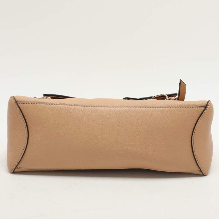 Pre Owned Chloe Beige Leather Small Faye Day Top Handle Bag