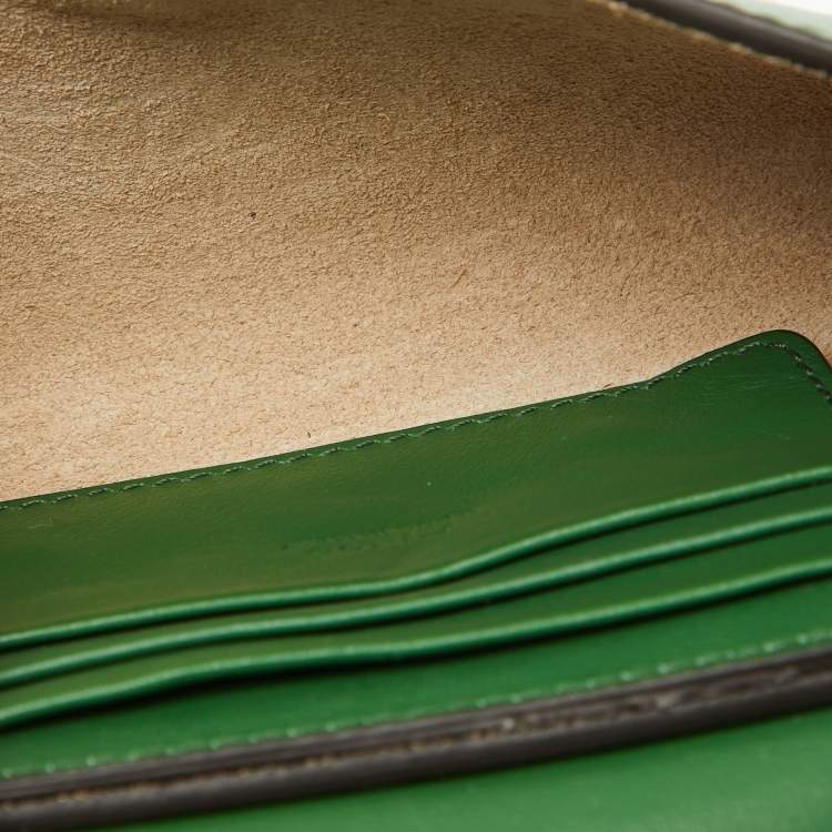 مملوكة مسبقًا Chloe Green Leather and Suede Mini Faye Crossbody Bag