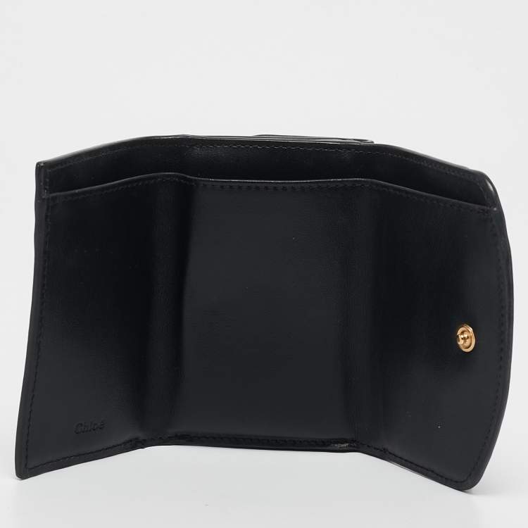 Pre Owned Chloe Black Leather C Trifold Wallet