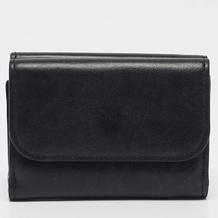 Pre Owned Chloe Black Leather C Trifold Wallet