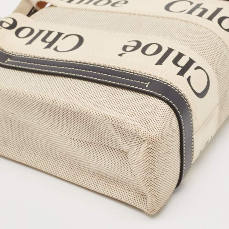 Pre Owned Chloe Black/Beige Canvas and Leather Small Woody Tote