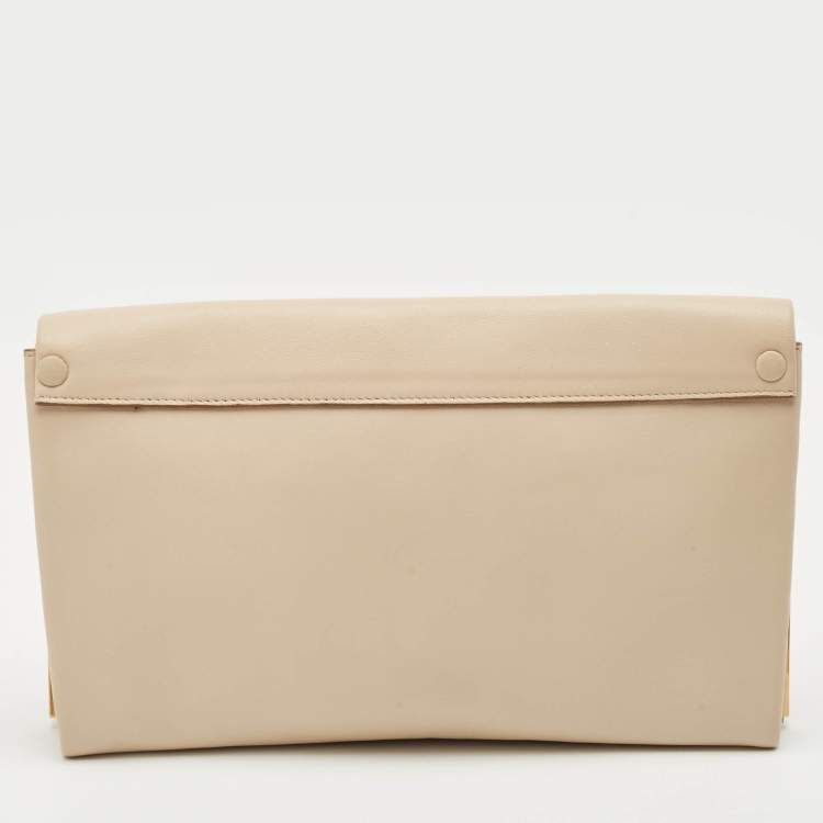 Pre Owned Chloe Beige Leather Metal Flap Clutch