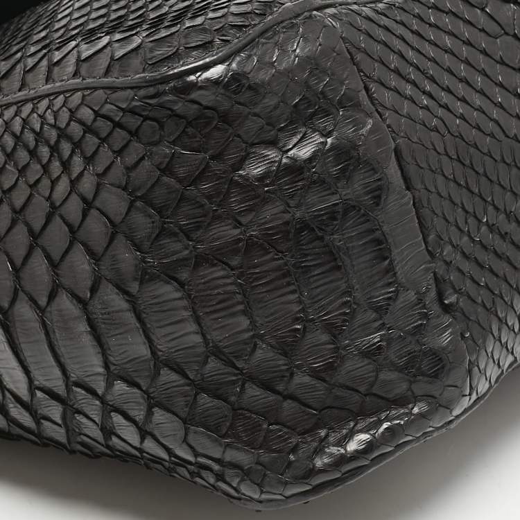 مملوكة مسبقًا Chloe Black Python Medium Elsie Chain Shoulder Bag