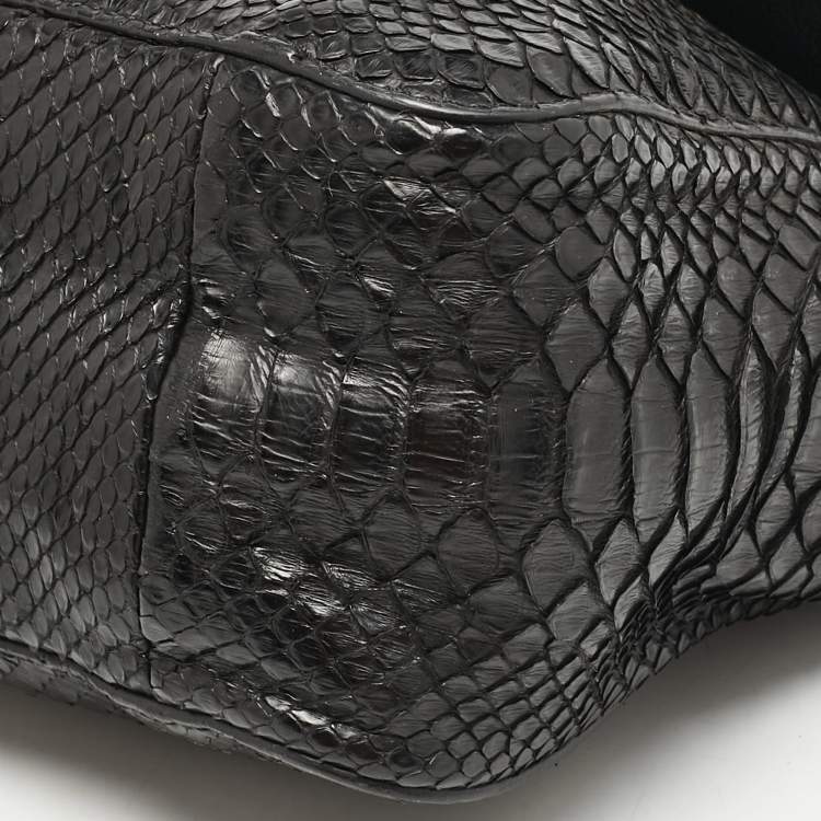 مملوكة مسبقًا Chloe Black Python Medium Elsie Chain Shoulder Bag