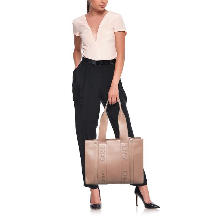 Pre Owned Chloe Dark Beige Leather Medium Woody Tote